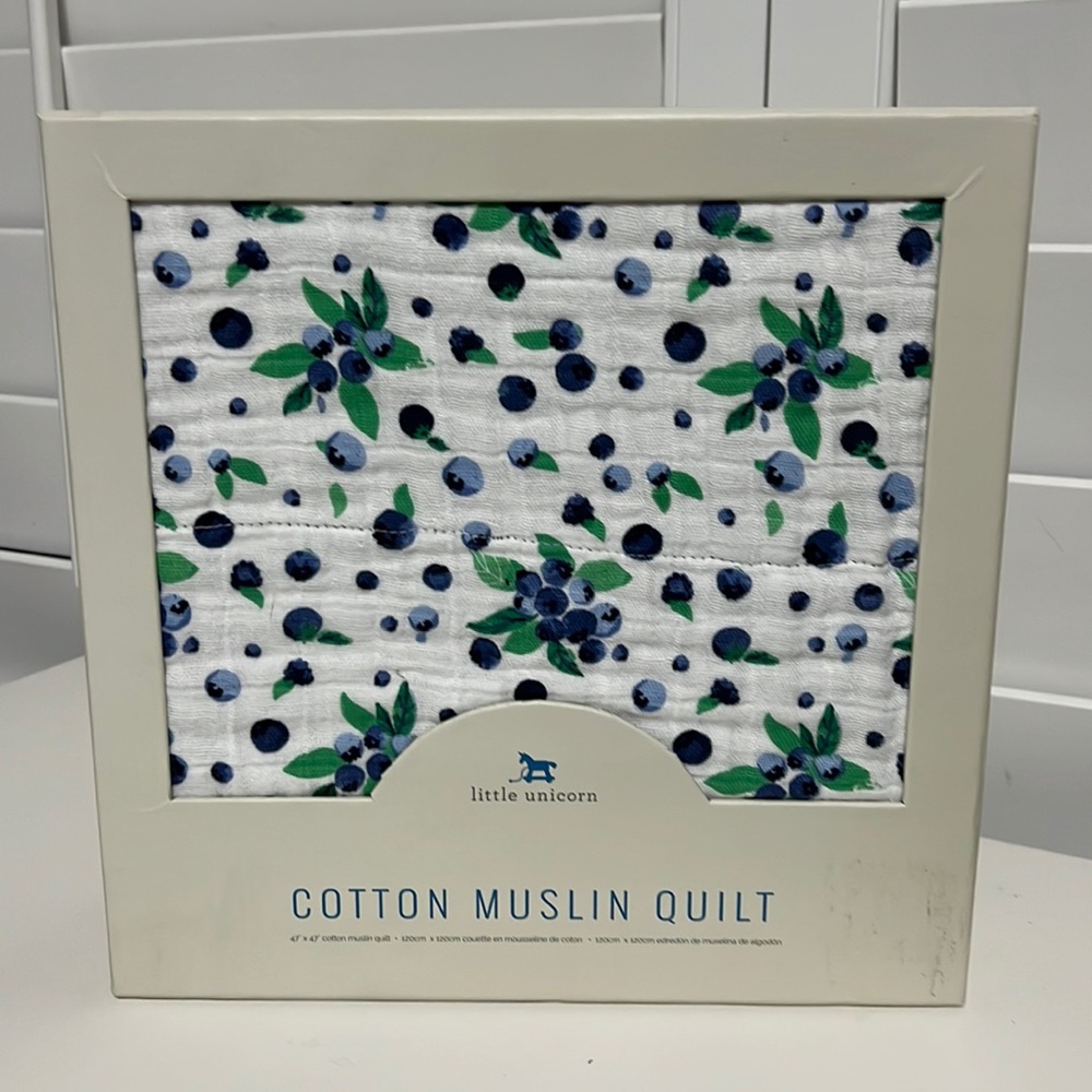 NWT Blueberry Little Unicorn Cotton Muslin Quilt Baby Blanket